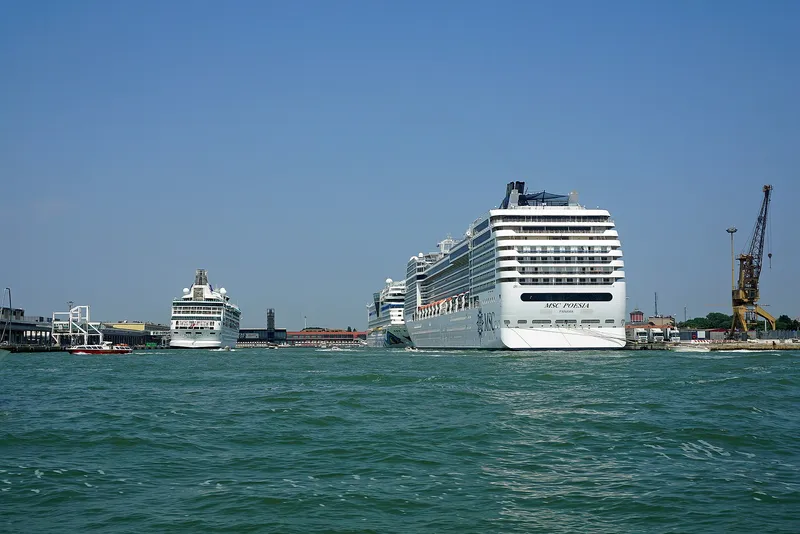 Häfen & Kreuzfahrt