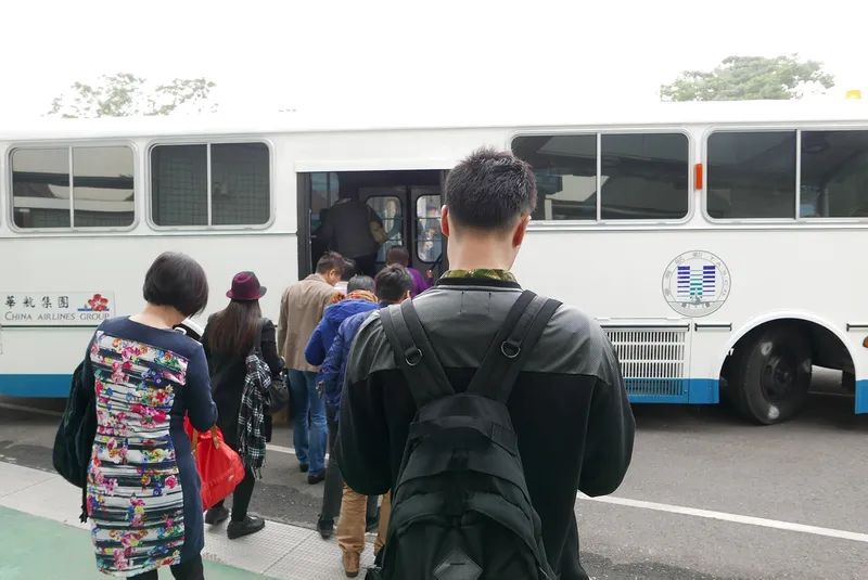 Check-In App und Shuttle-Anbindung